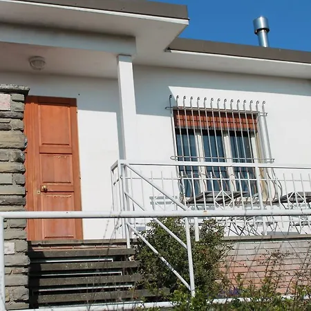 Viale Dei Tigli B&B